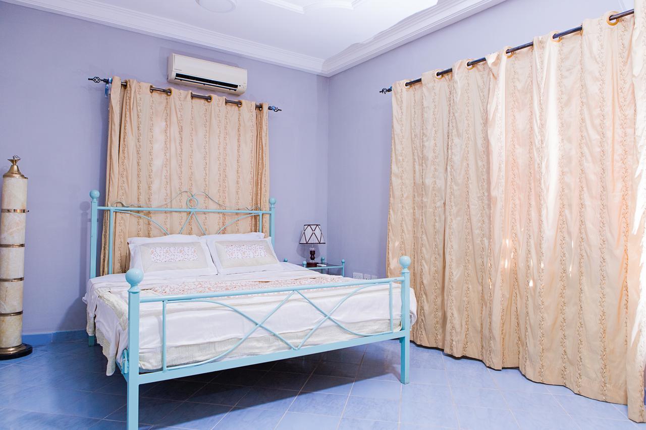 Maxwell Court Apartments Akra Zewnętrze zdjęcie