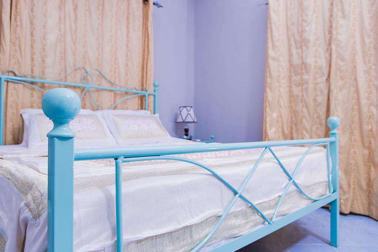Maxwell Court Apartments Akra Zewnętrze zdjęcie