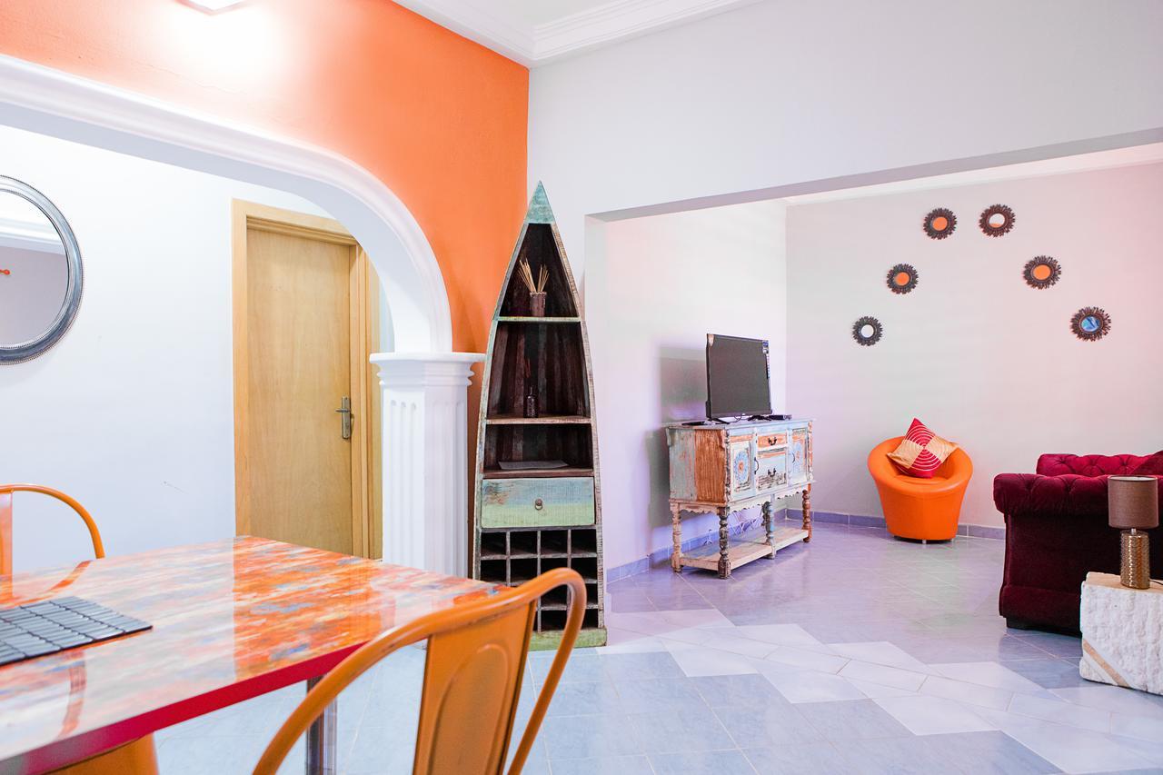 Maxwell Court Apartments Akra Zewnętrze zdjęcie