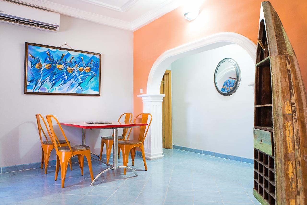 Maxwell Court Apartments Akra Zewnętrze zdjęcie
