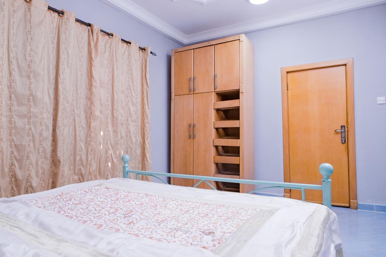 Maxwell Court Apartments Akra Zewnętrze zdjęcie