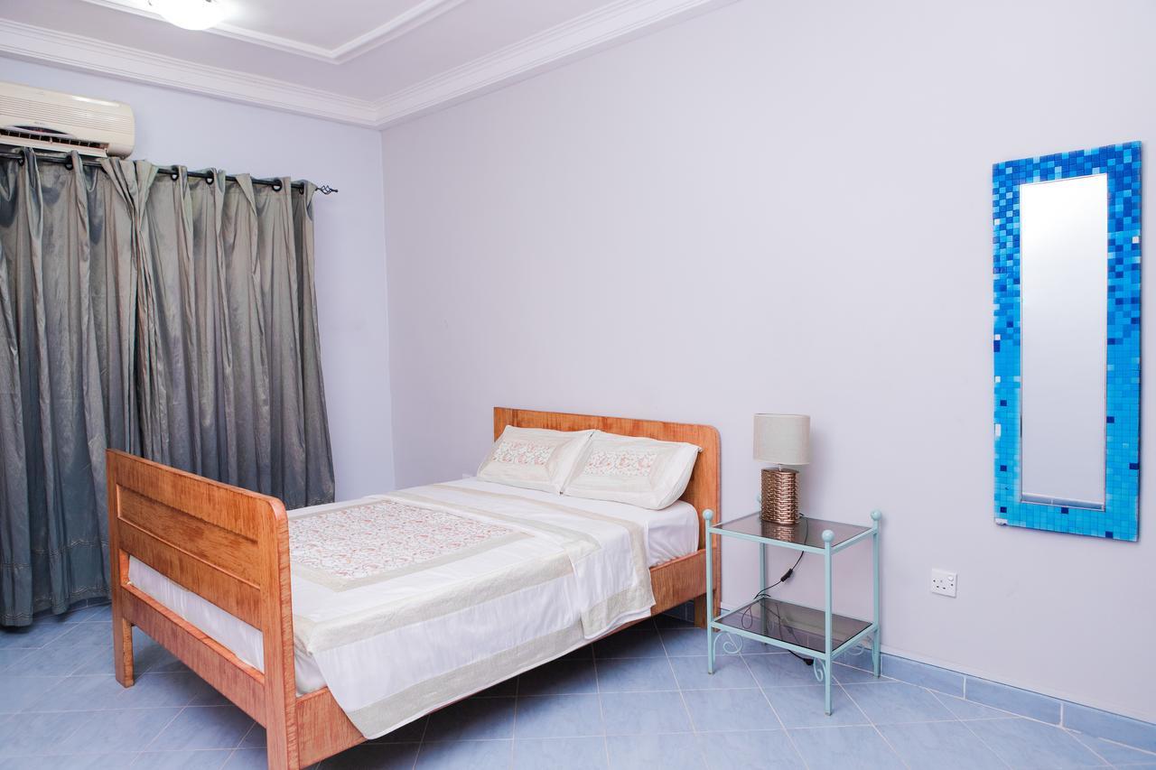 Maxwell Court Apartments Akra Zewnętrze zdjęcie