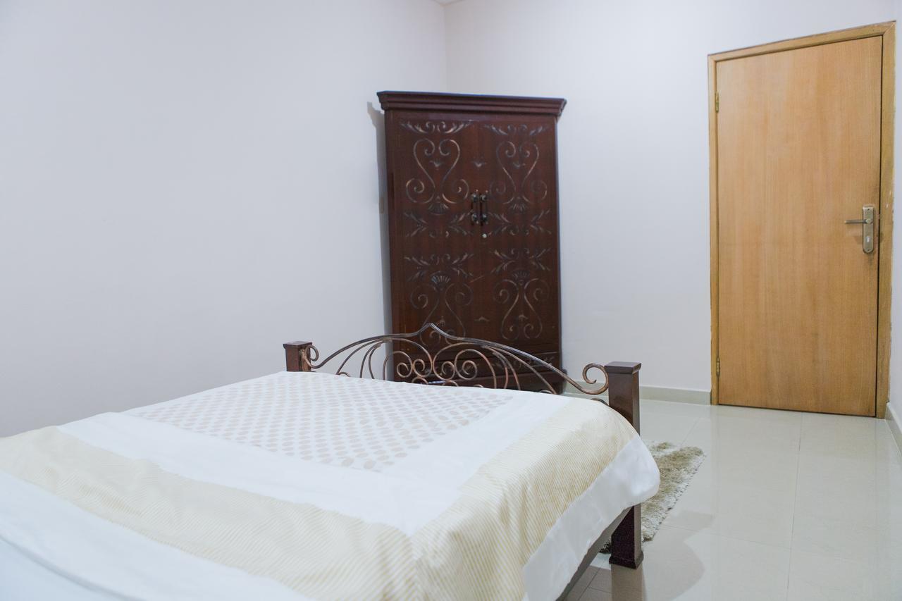 Maxwell Court Apartments Akra Zewnętrze zdjęcie