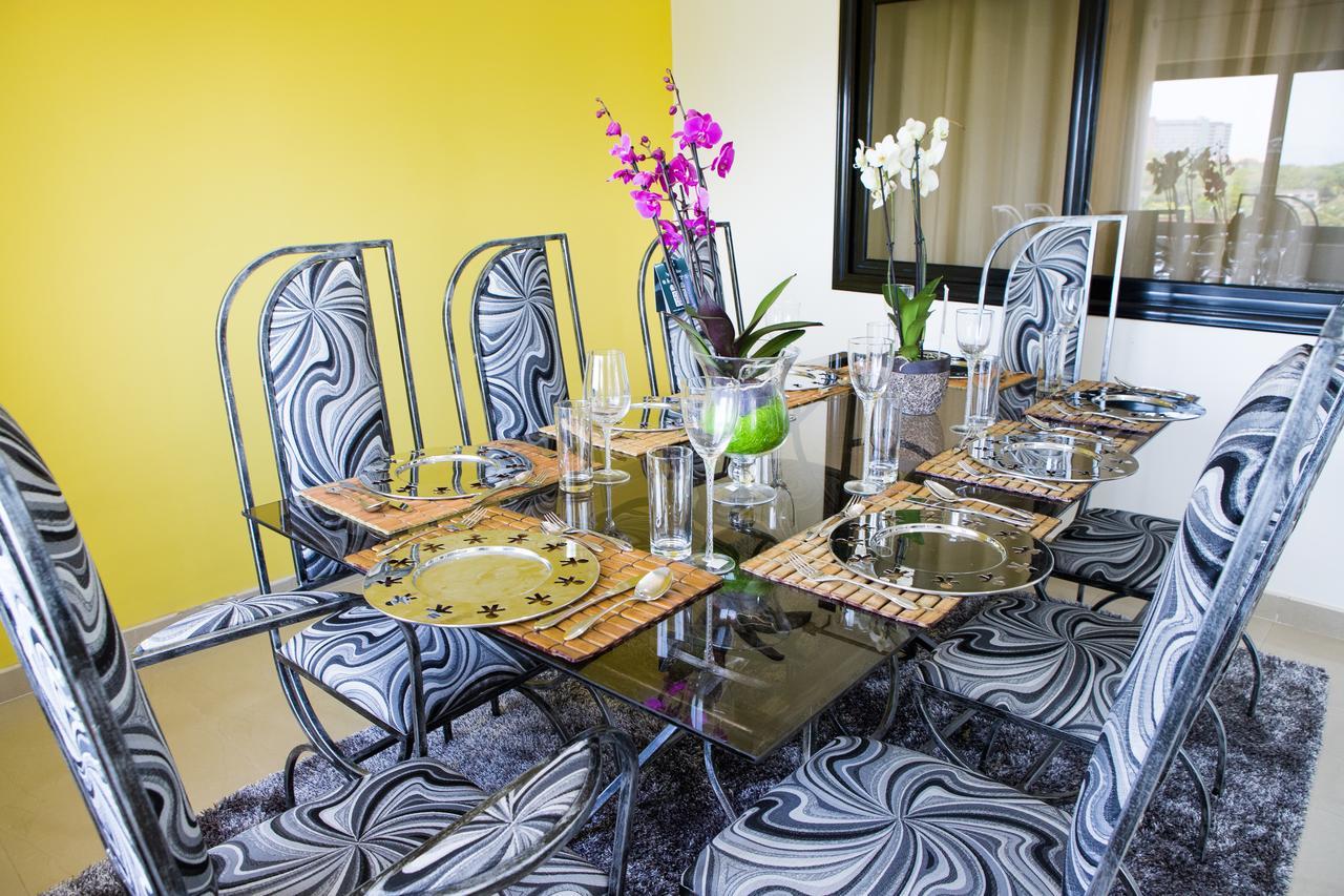 Maxwell Court Apartments Akra Zewnętrze zdjęcie