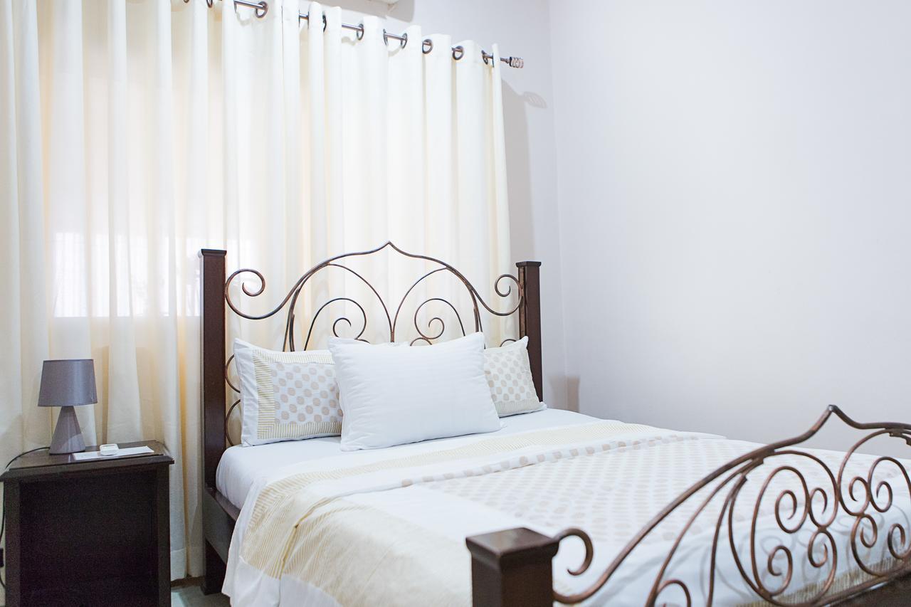 Maxwell Court Apartments Akra Zewnętrze zdjęcie